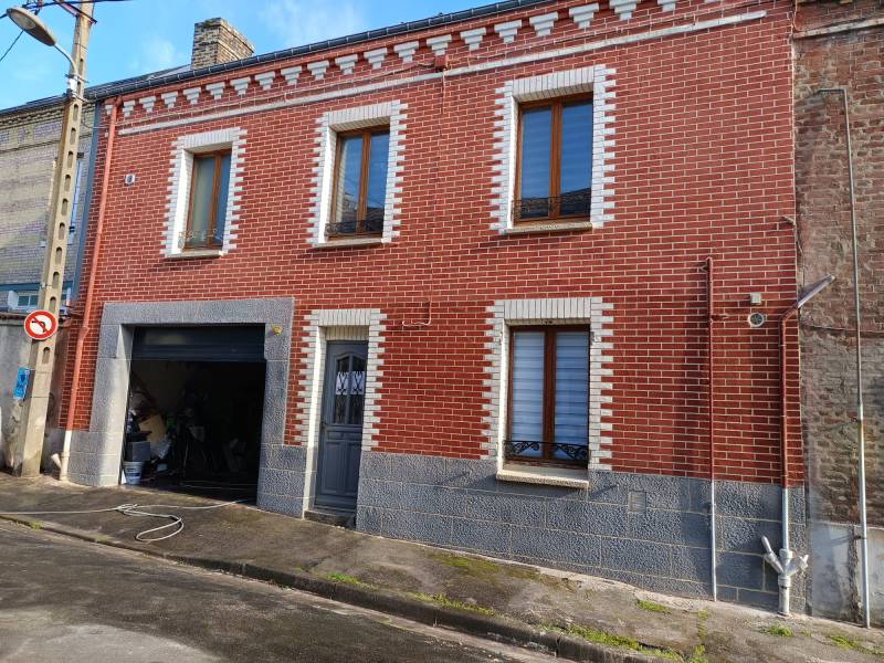 Donner un coup de neuf à une façade avec de l'enduit imitation brique en Seine Maritime