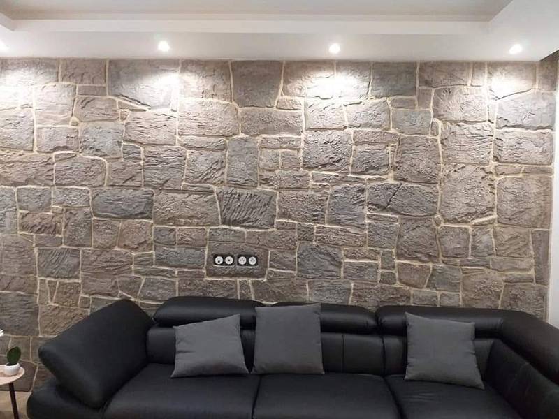 Pierre standard intérieur