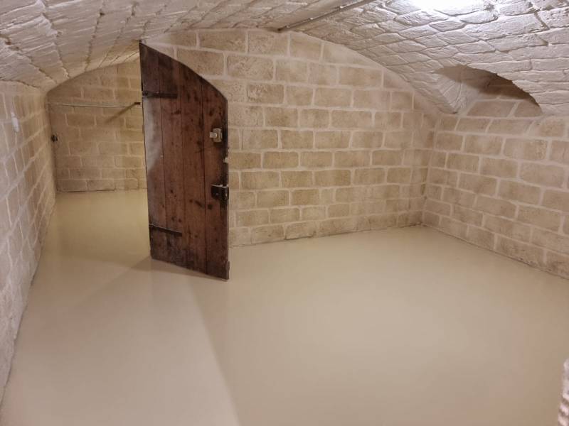 Pierre standard intérieur